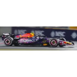 Red Bull RB19 with driver and showcase 1 Max Verstappen F1 Winner Austin 2023 Bburago BU38083-V-AUSTIN